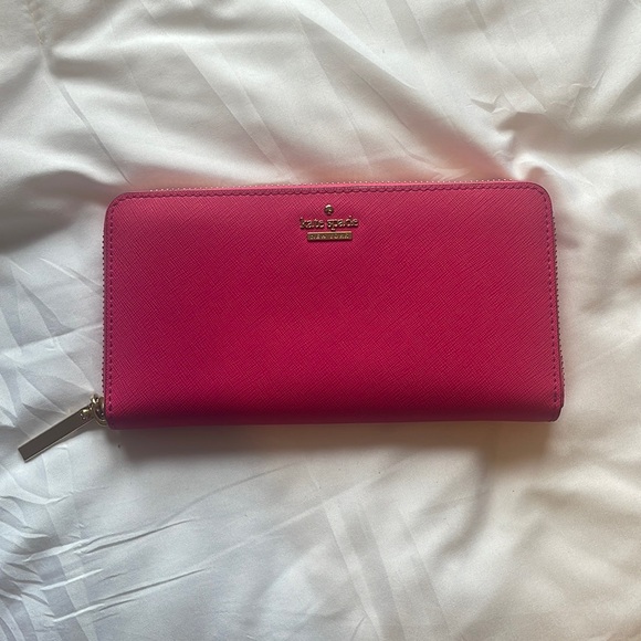 kate spade wallet - Picture 1 of 2